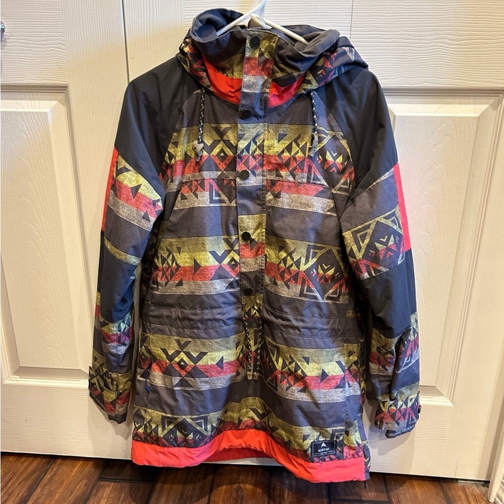 Burton Geometric Print Hooded Puffer Jacket in Black, Red, Yellow